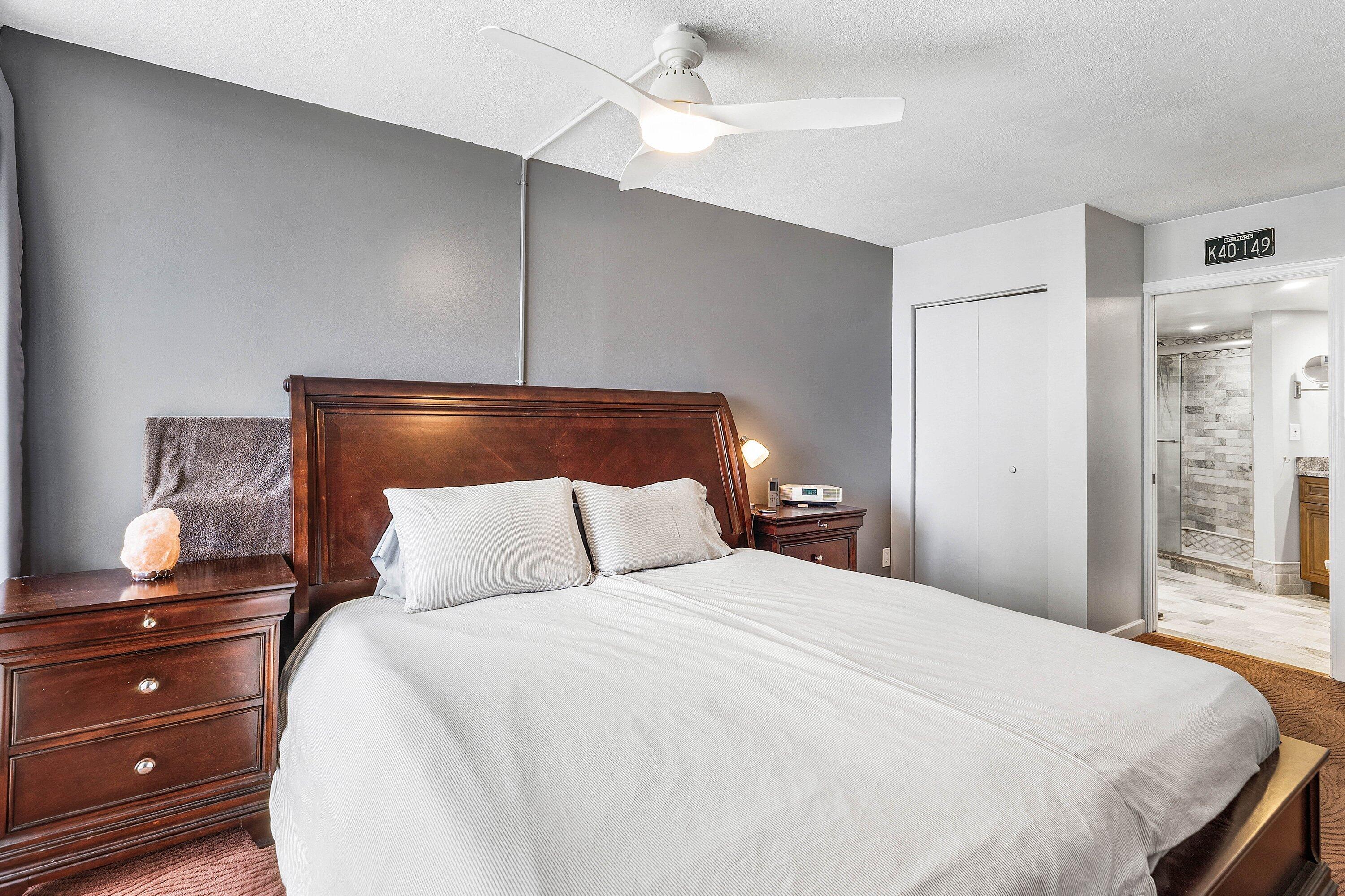 5420 North Ocean Drive, Unit 905 West Palm Beach, FL 33404 - Photo 17 of 49 019-5420NorthOceanDrive-905-RivieraBeach