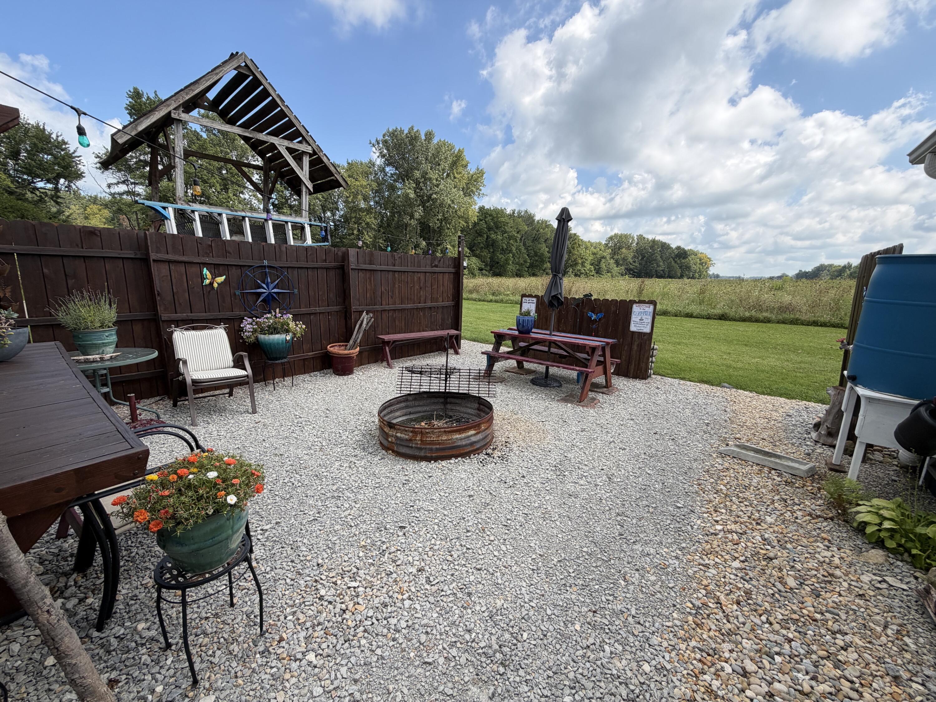 13091 Luthman Road Minster, OH 45865 - Photo 91 of 93 Outdoor Living Courtyard