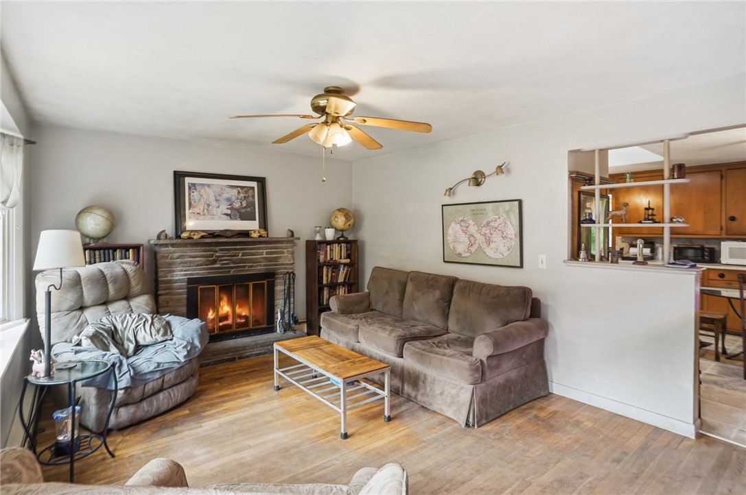 1556 Harkney Hill Road Coventry, RI 02816 - Photo 16 of 41