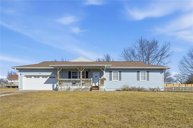 $295,000 | 613 Southeast 150th Street, Warrensburg, MO 64093