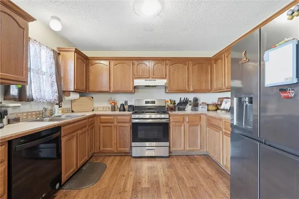 $295,000 | 613 Southeast 150th Street, Warrensburg, MO 64093