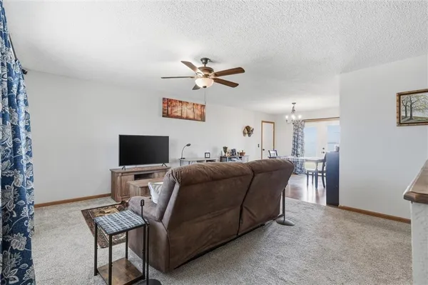 $295,000 | 613 Southeast 150th Street, Warrensburg, MO 64093