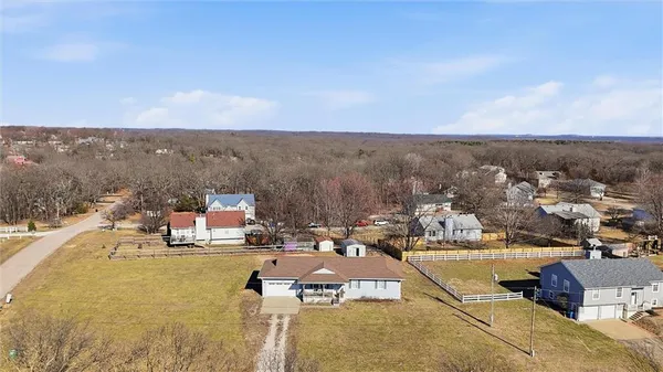 $295,000 | 613 Southeast 150th Street, Warrensburg, MO 64093