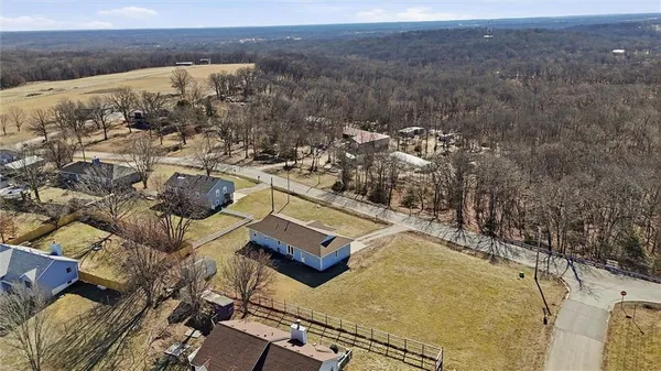 $295,000 | 613 Southeast 150th Street, Warrensburg, MO 64093