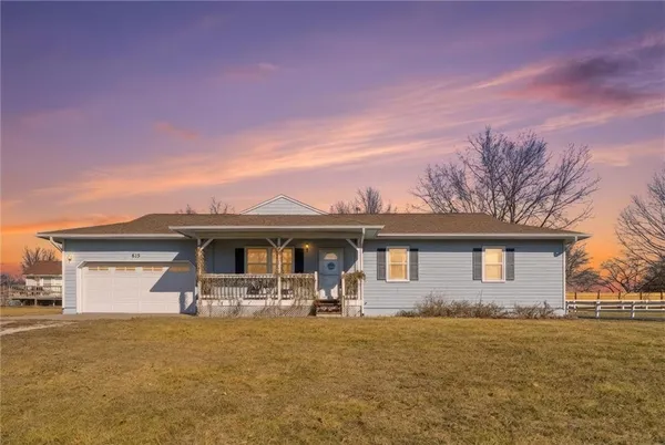 $295,000 | 613 Southeast 150th Street, Warrensburg, MO 64093