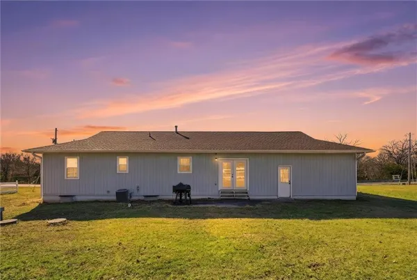 $295,000 | 613 Southeast 150th Street, Warrensburg, MO 64093