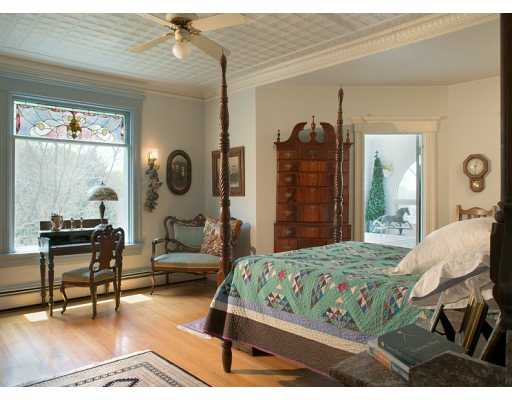 33 Alfred Drowne Road Barrington, RI 02806 - Photo 5 of 8 Master Bedroom.