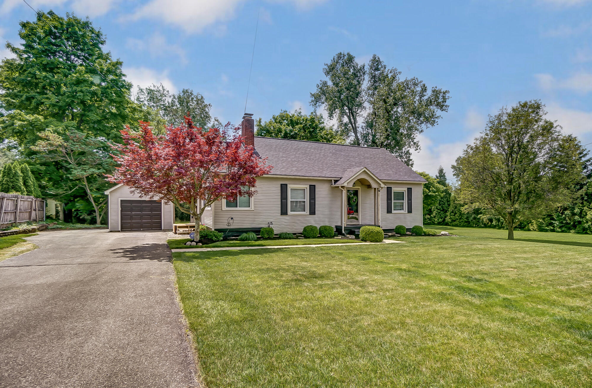 175 West Possum Road Springfield, OH 45506 - Photo 5 of 56