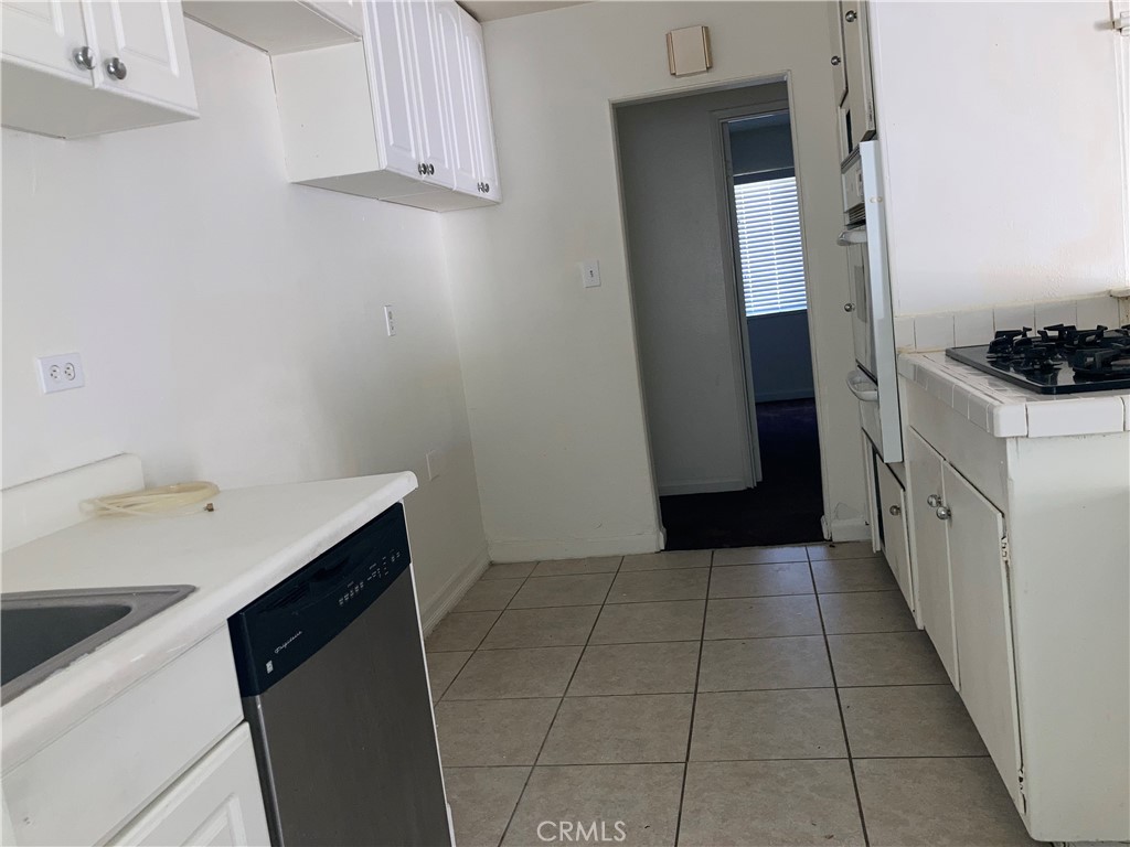 Undisclosed Address Riverside, CA 92503 - Photo 15 of 19