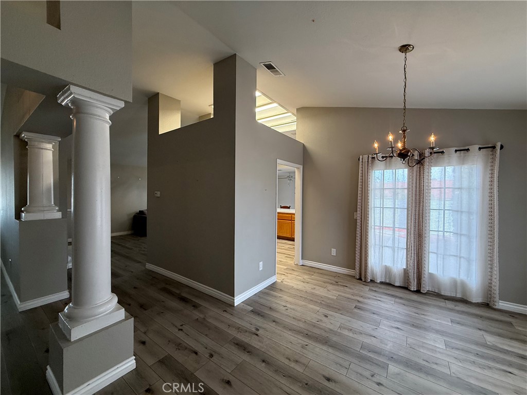 20682 Pahute Road Apple Valley, CA 92308 - Photo 5 of 21 Gallery Image 5