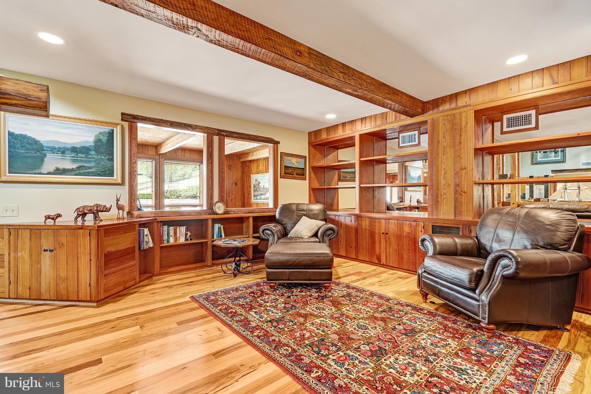 7547 Keith Road Warrenton, VA 20186 - Photo 11 of 30 Library