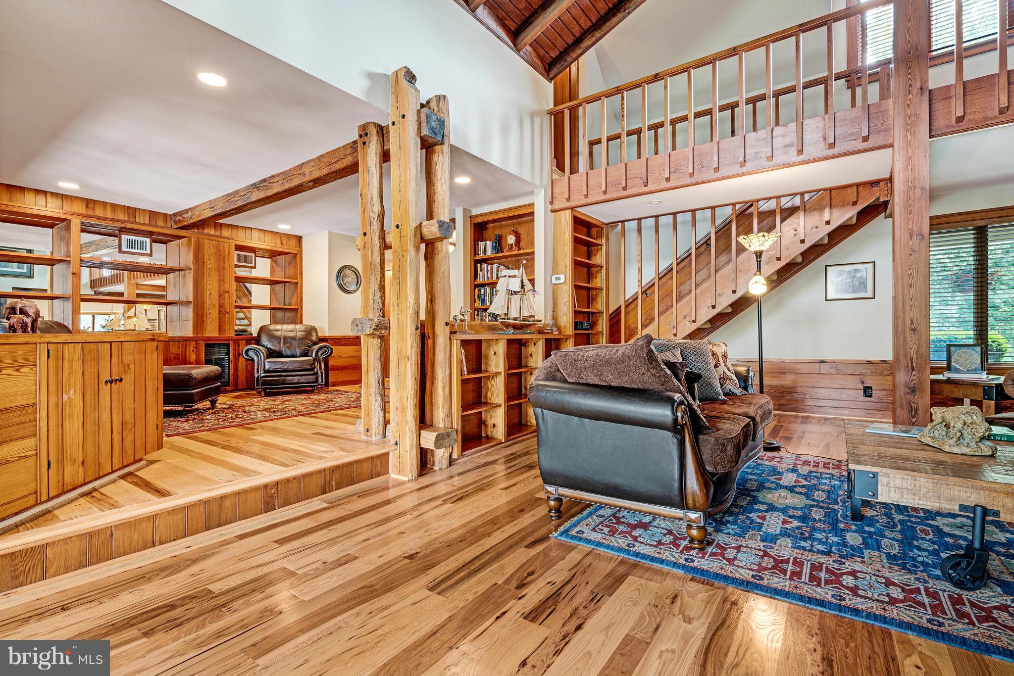 7547 Keith Road Warrenton, VA 20186 - Photo 4 of 30 Living Room