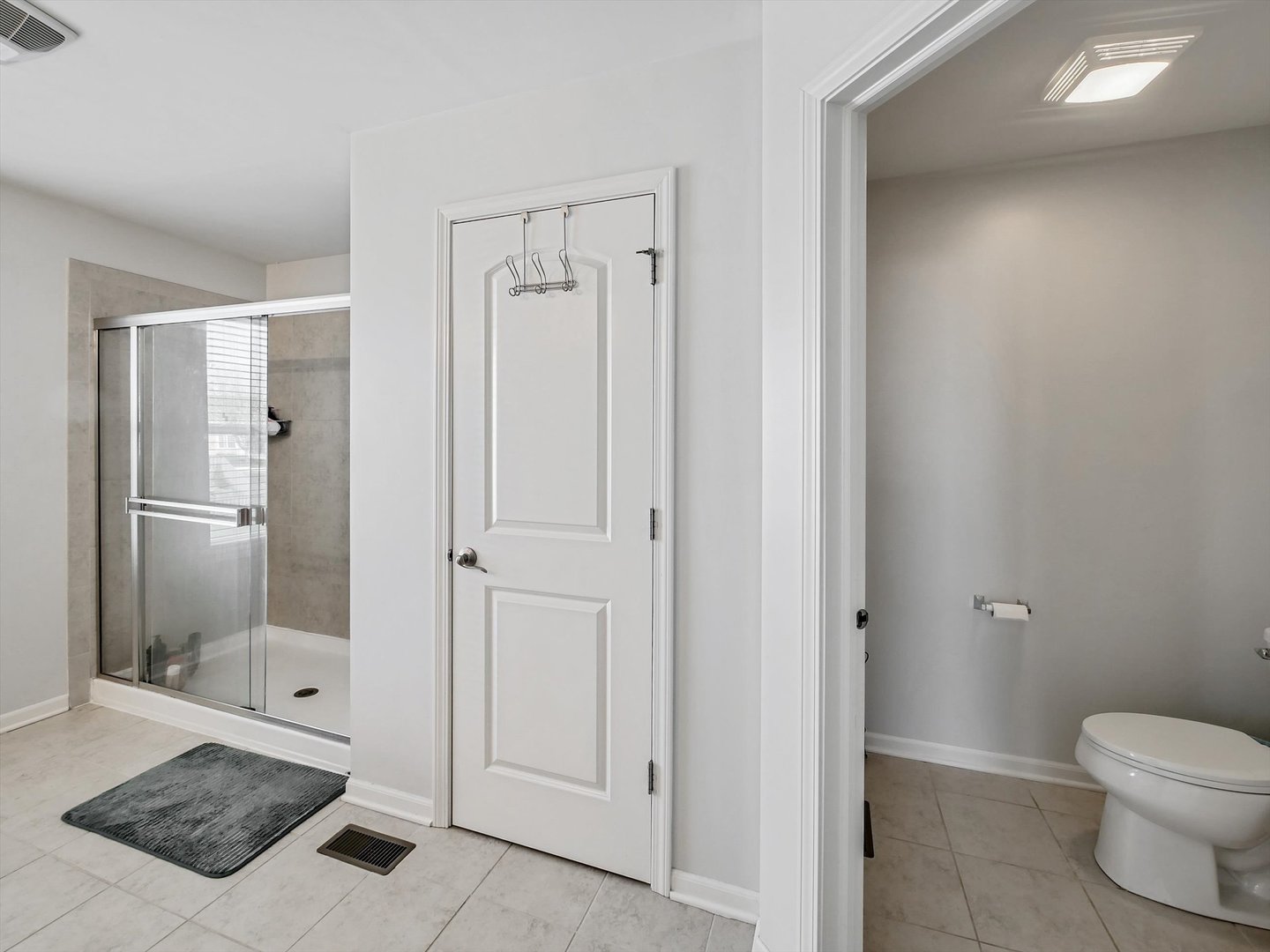 32 Catamaran Circle Pingree Grove, IL 60140 - Photo 22 of 46 a bathroom with a shower and a toilet