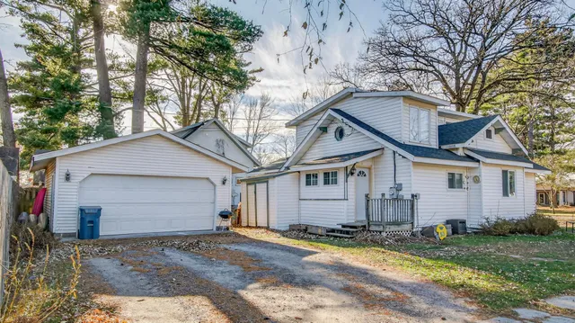 $214,900 | 835 Craite Avenue, Rice Lake, WI 54868