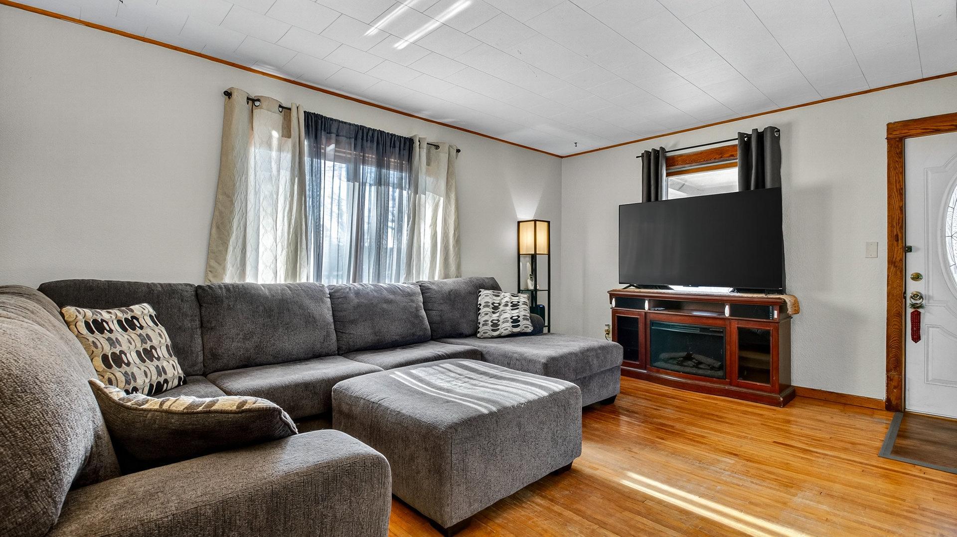 835 Craite Avenue Rice Lake, WI 54868 - Photo 10 of 26