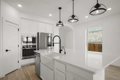 $525,000 | 8009 Copper Prairie Bend, Lago Vista, TX 78645