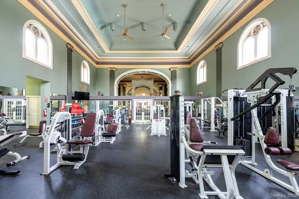 $395,000 | 21 Arbor Way, Unit 21, Peekskill, NY 10566