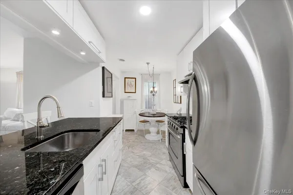 $395,000 | 21 Arbor Way, Unit 21, Peekskill, NY 10566