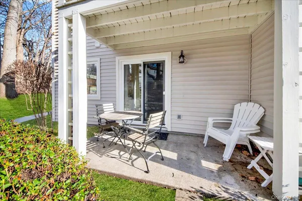 $395,000 | 21 Arbor Way, Unit 21, Peekskill, NY 10566