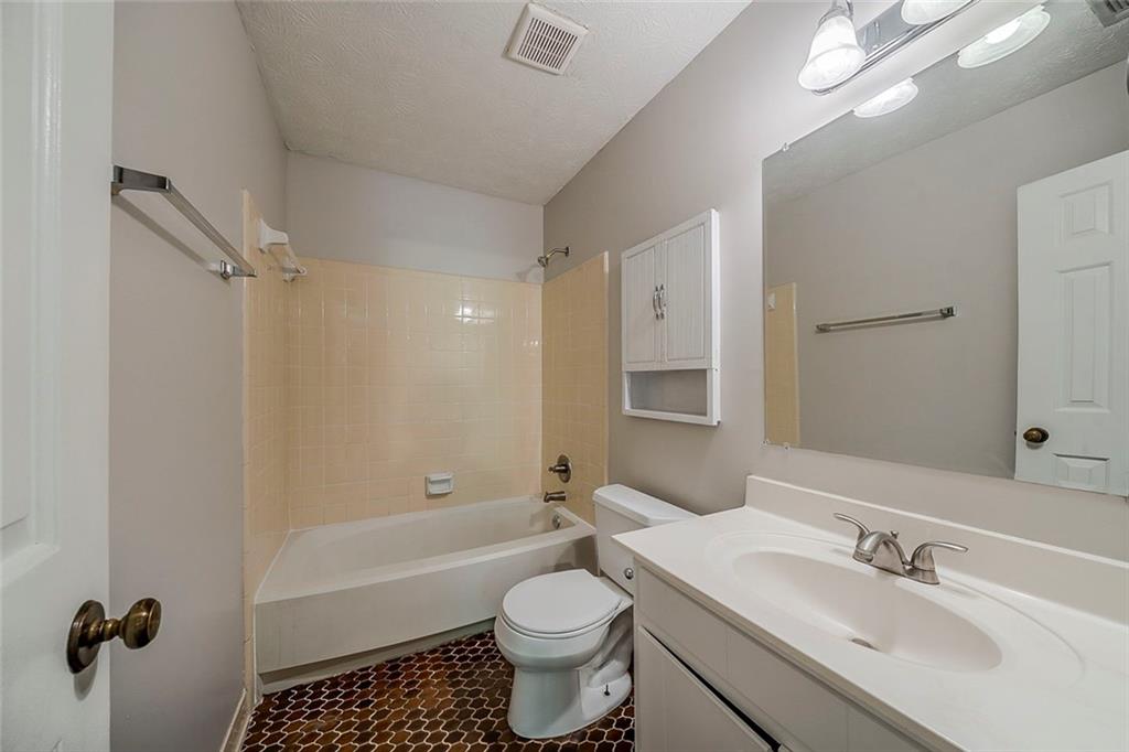 228 Amour Way Southwest Lilburn, GA 30047 - Photo 16 of 35