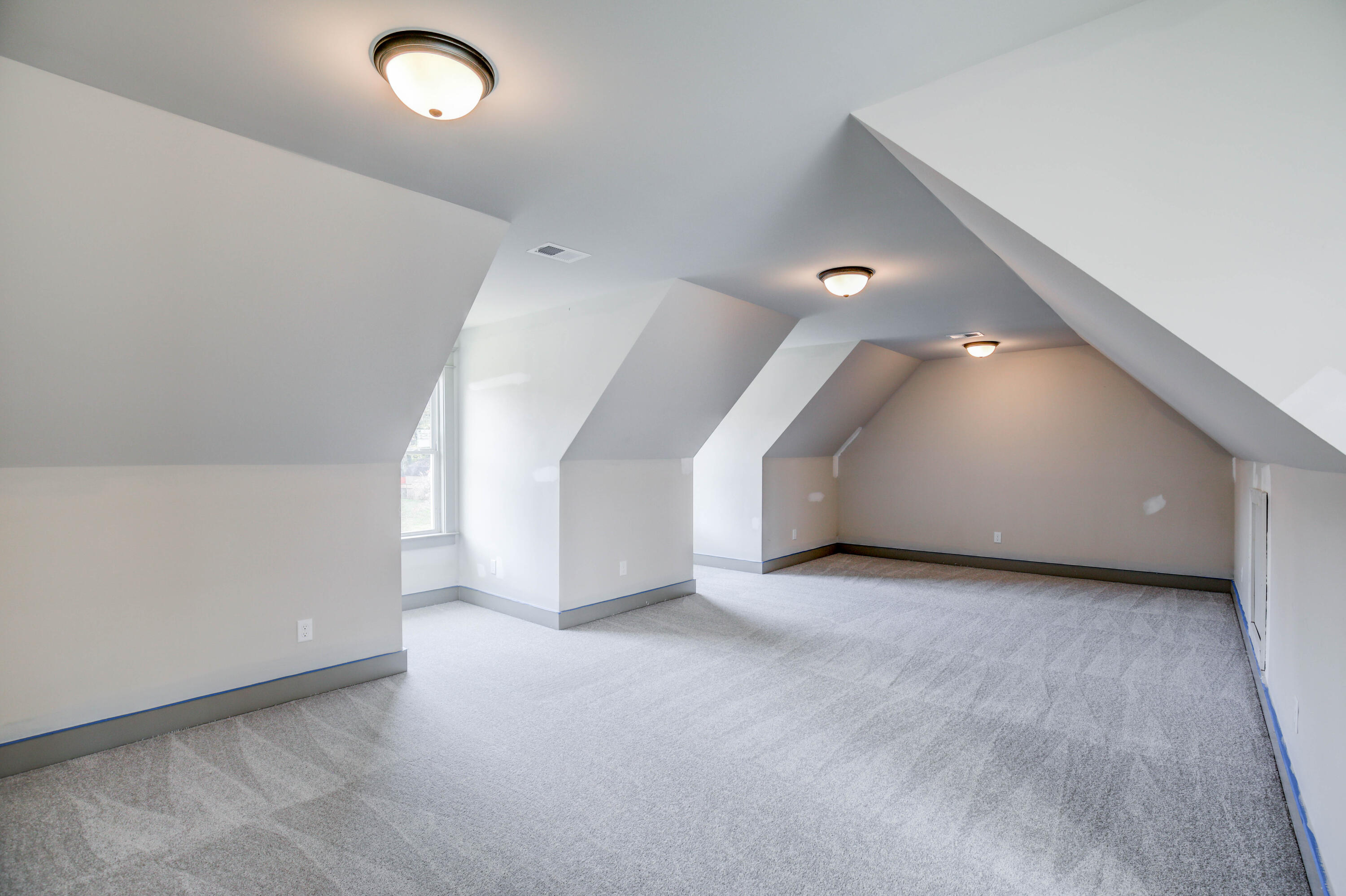 4726 North Forest Road Hixson, TN 37343 - Photo 19 of 52 Huge Finished Bonus Room