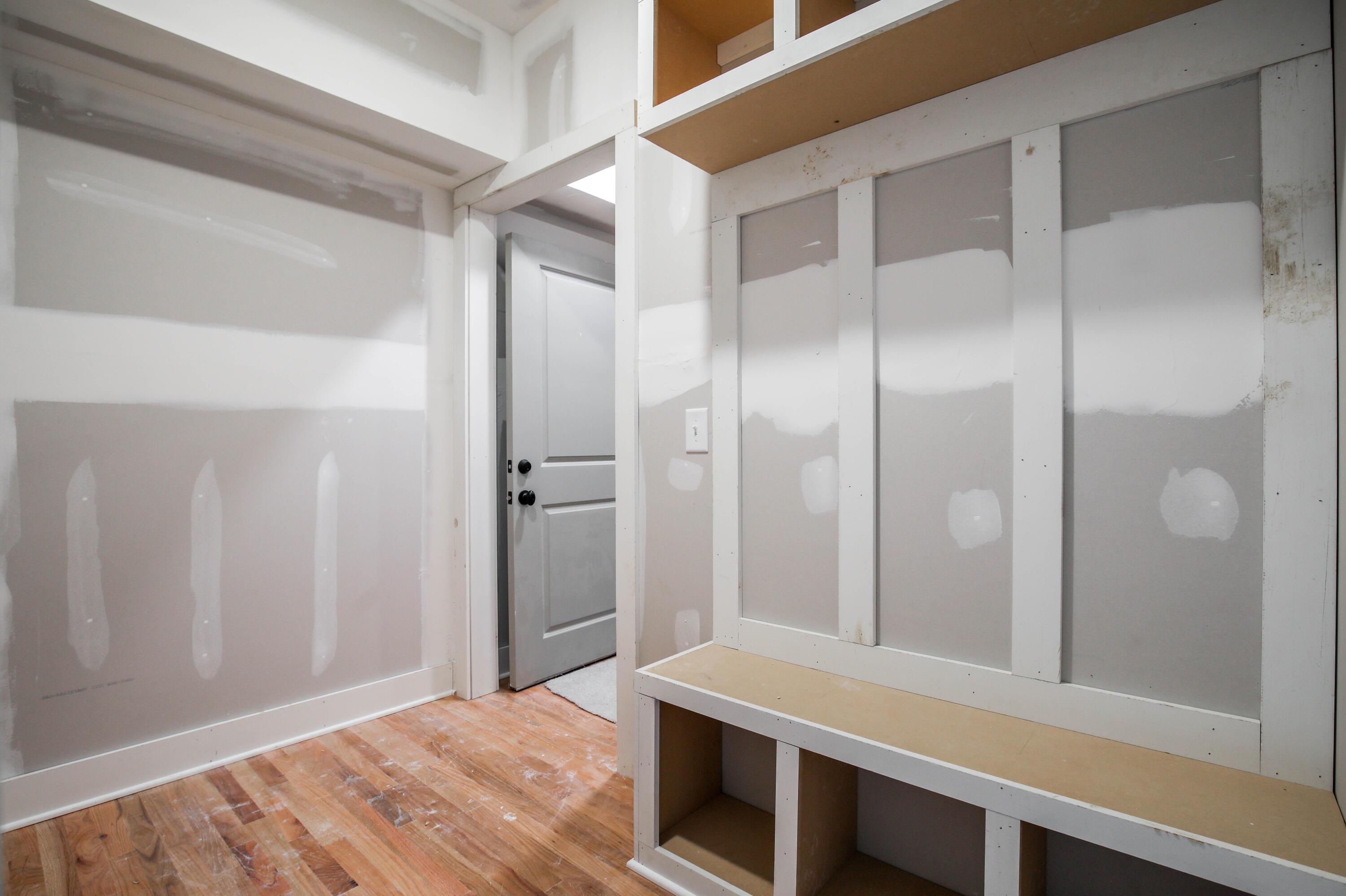 4726 North Forest Road Hixson, TN 37343 - Photo 23 of 52 Mudroom Area