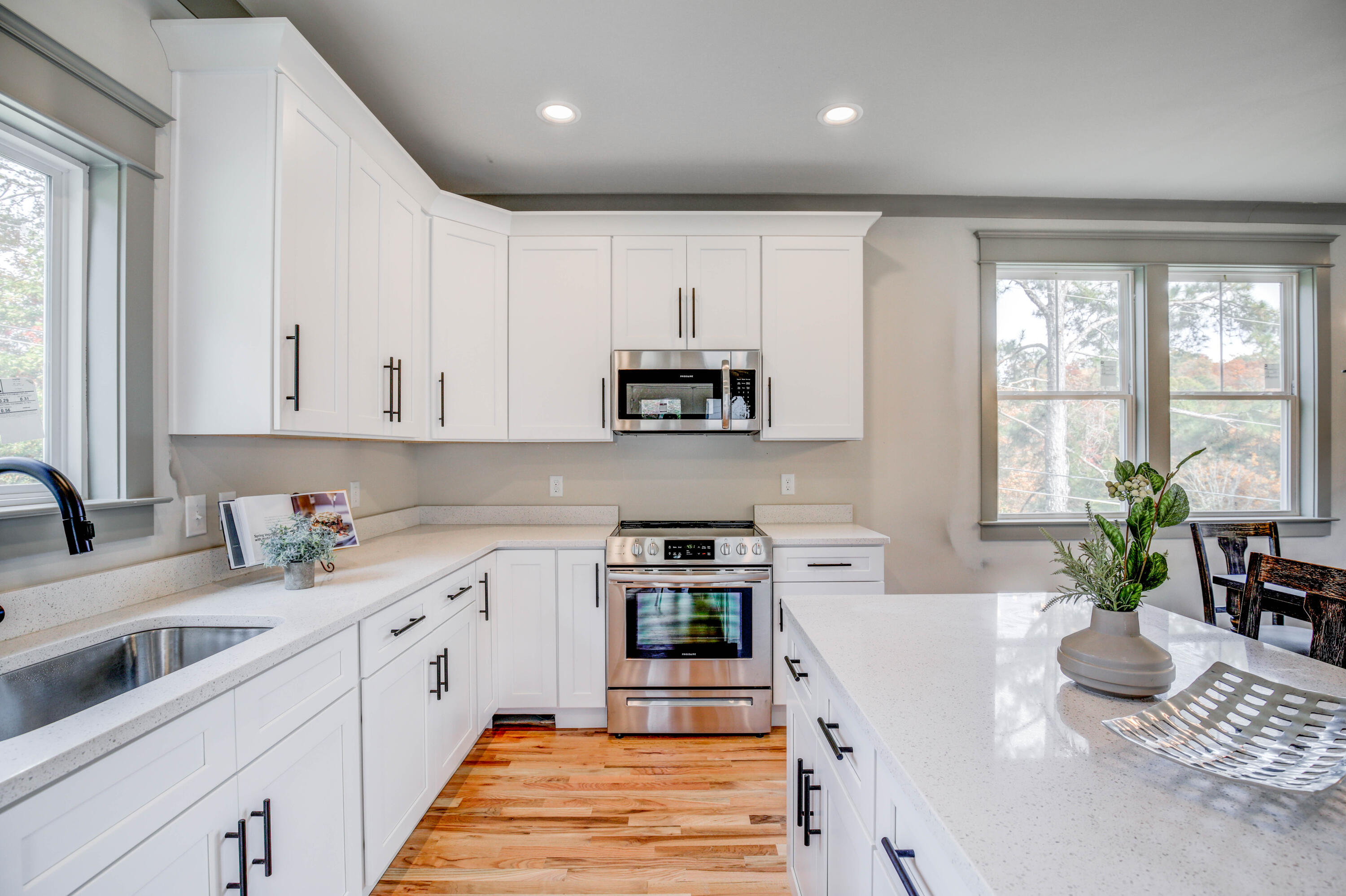 4726 North Forest Road Hixson, TN 37343 - Photo 8 of 52 Stainless Appliances w/ Farmhouse Sink
