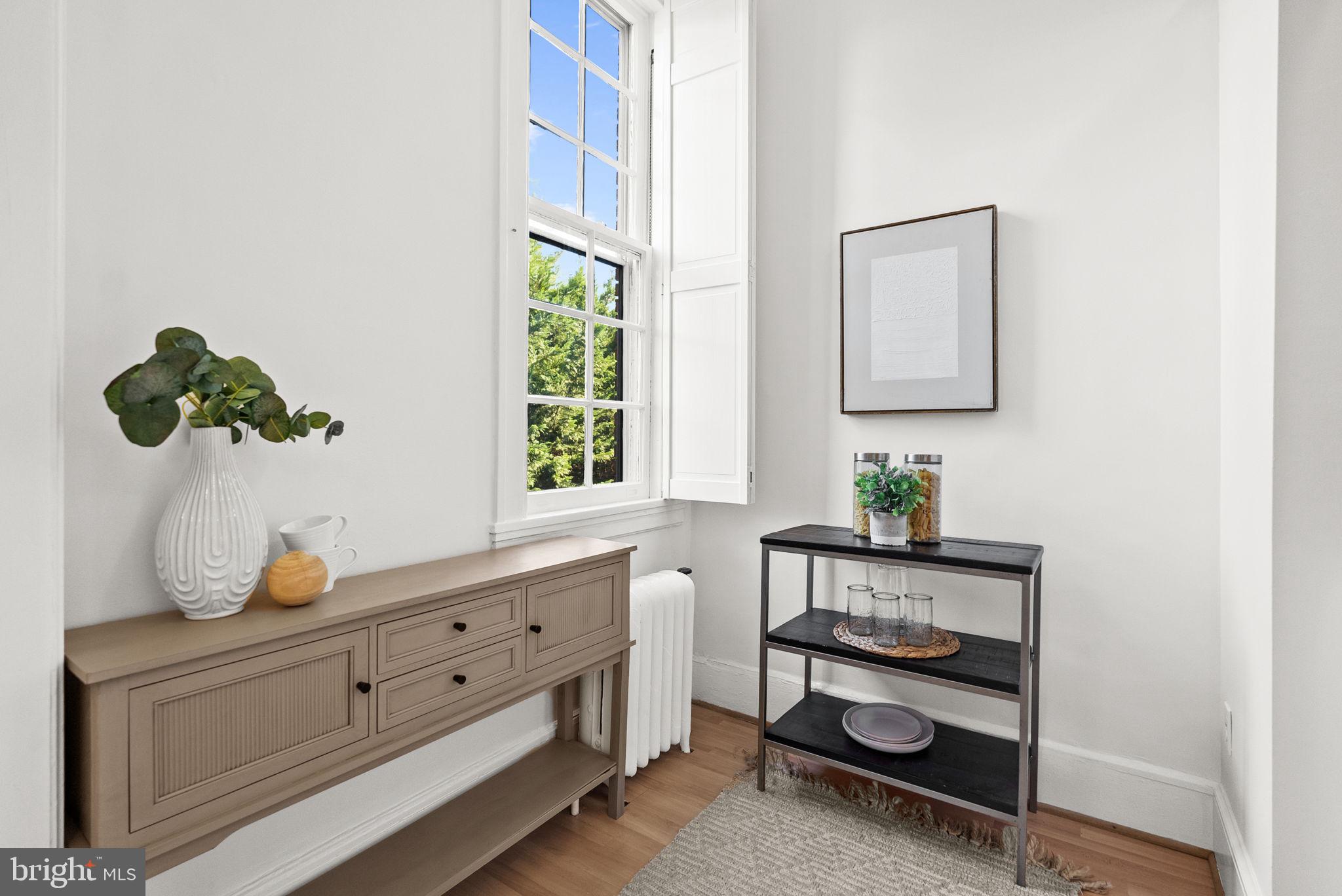 3039 Macomb Street Northwest, Unit 35 Washington, DC 20008 - Photo 22 of 50 Flex space off the kitchen / office or art studio