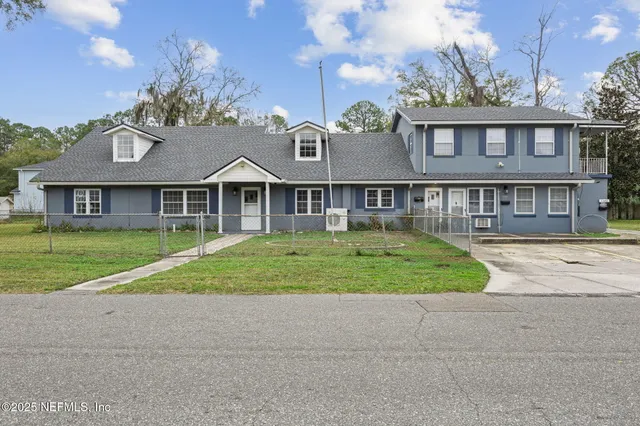 $1,100 | 5340 Kingsbury Street, Jacksonville, FL 32205