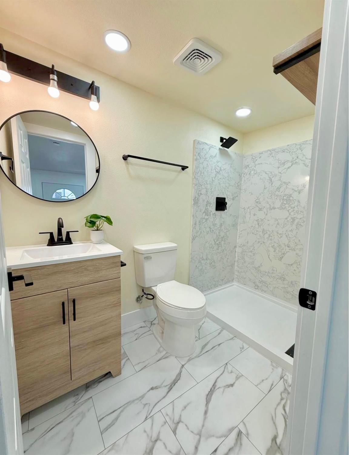 1805 Vernon Avenue Modesto, CA 95351 - Photo 16 of 19