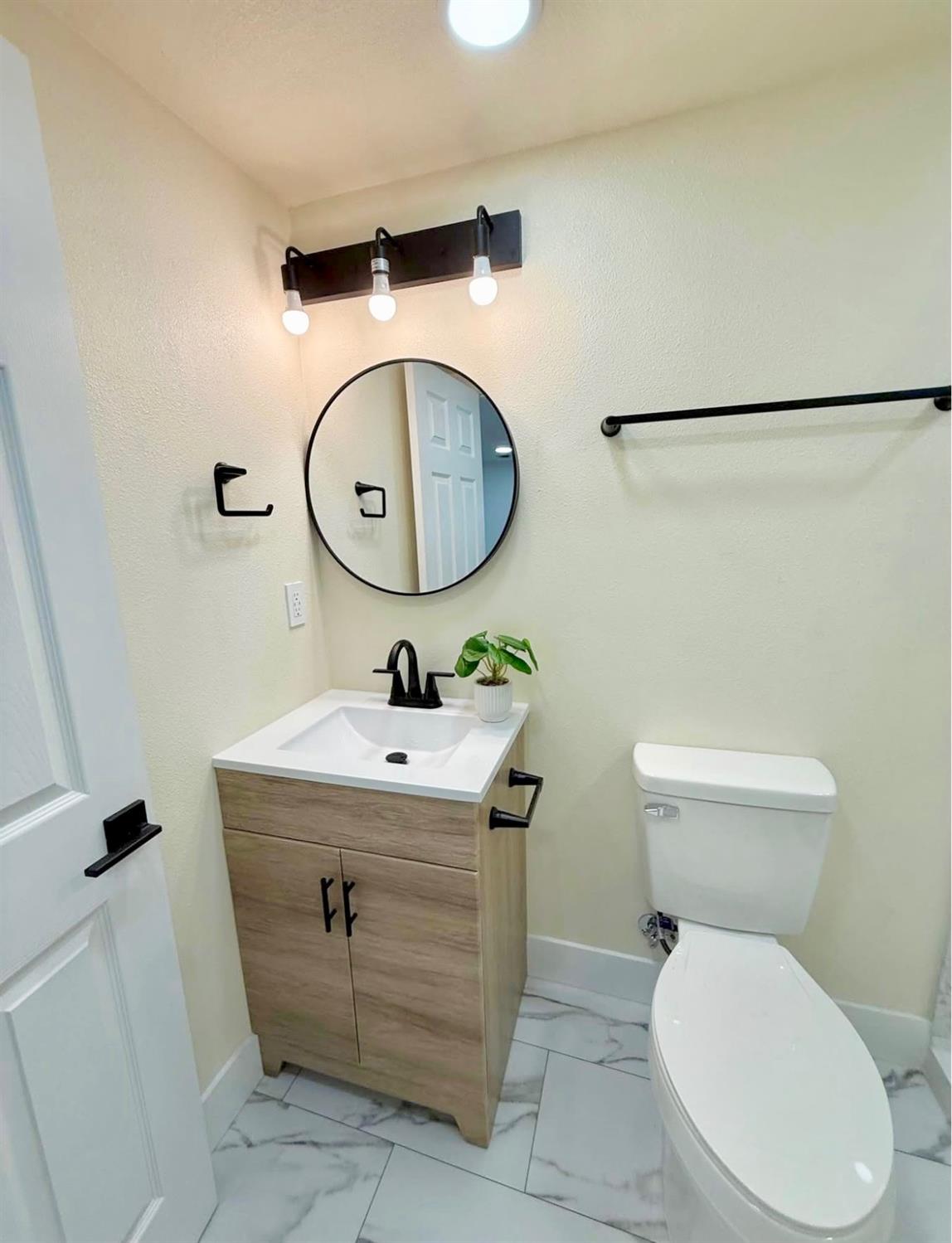 1805 Vernon Avenue Modesto, CA 95351 - Photo 17 of 19