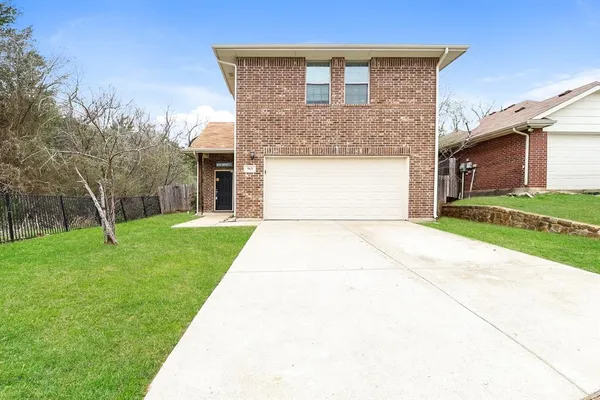 $2,210 | 963 Ranch Road, Dallas, TX 75253
