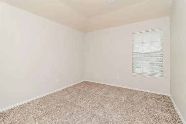 $2,210 | 963 Ranch Road, Dallas, TX 75253