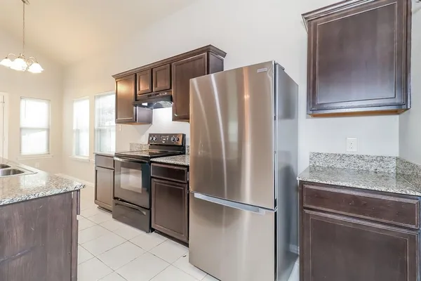 $2,210 | 963 Ranch Road, Dallas, TX 75253