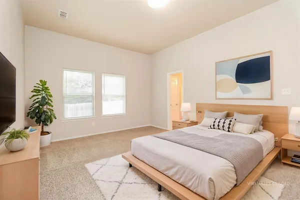 $2,210 | 963 Ranch Road, Dallas, TX 75253