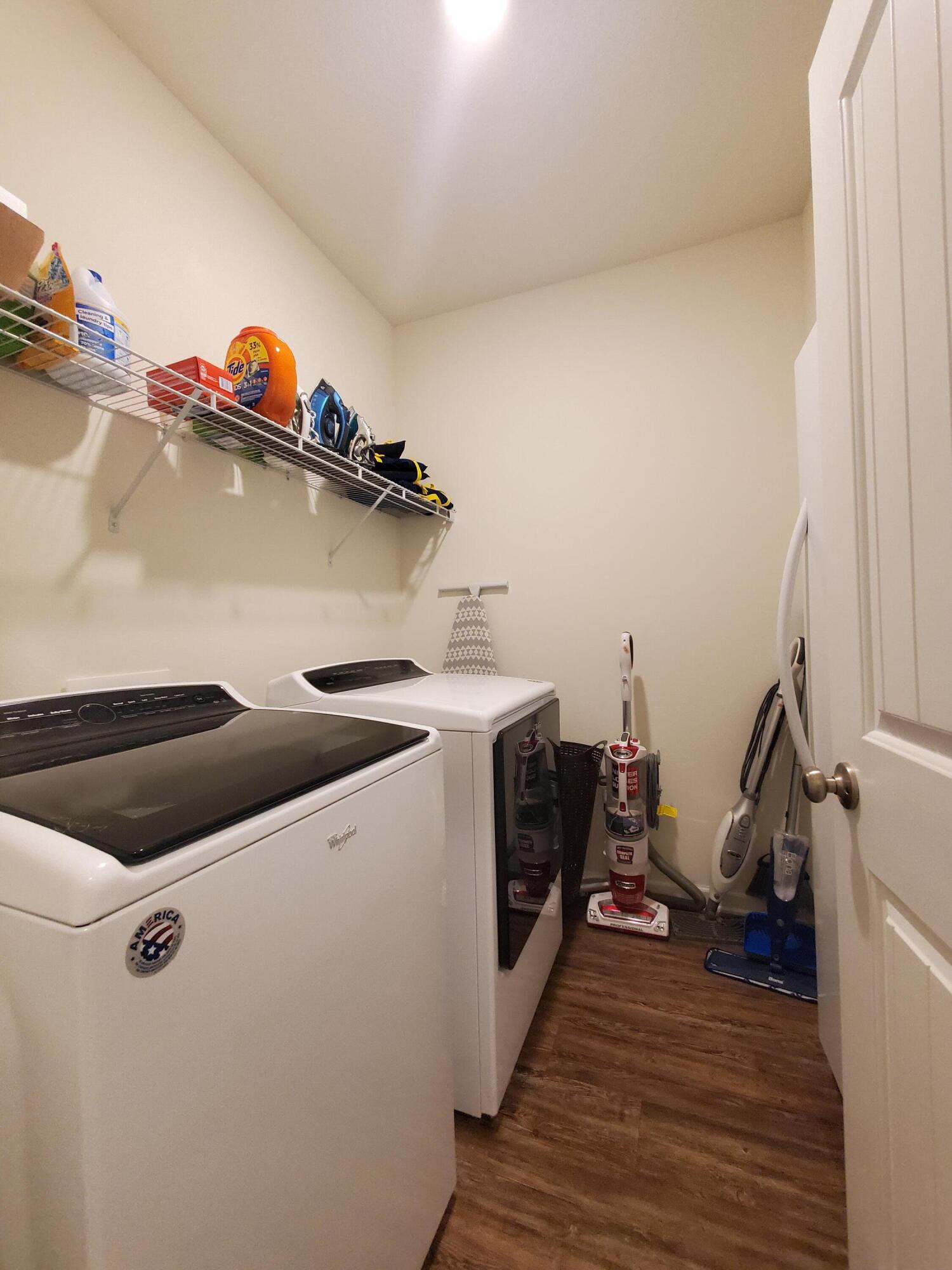 329 Merlin Court Crestview, FL 32539 - Photo 24 of 35 a utility room with dryer and washer