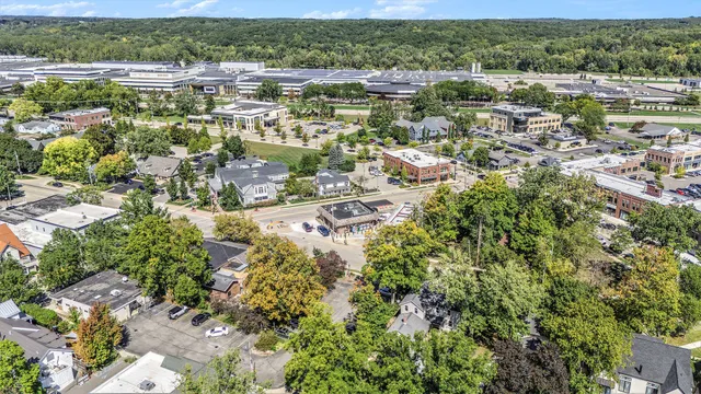 $799,900 | 7340 Thornapple River Drive Southeast, Ada, MI 49301