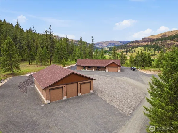 $749,950 | 34947 Sharptail Lane, Davenport, WA 99122