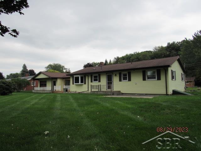 7204 Terry Road Saginaw, MI 48609 - Photo 3 of 26 50121877-2.JPG