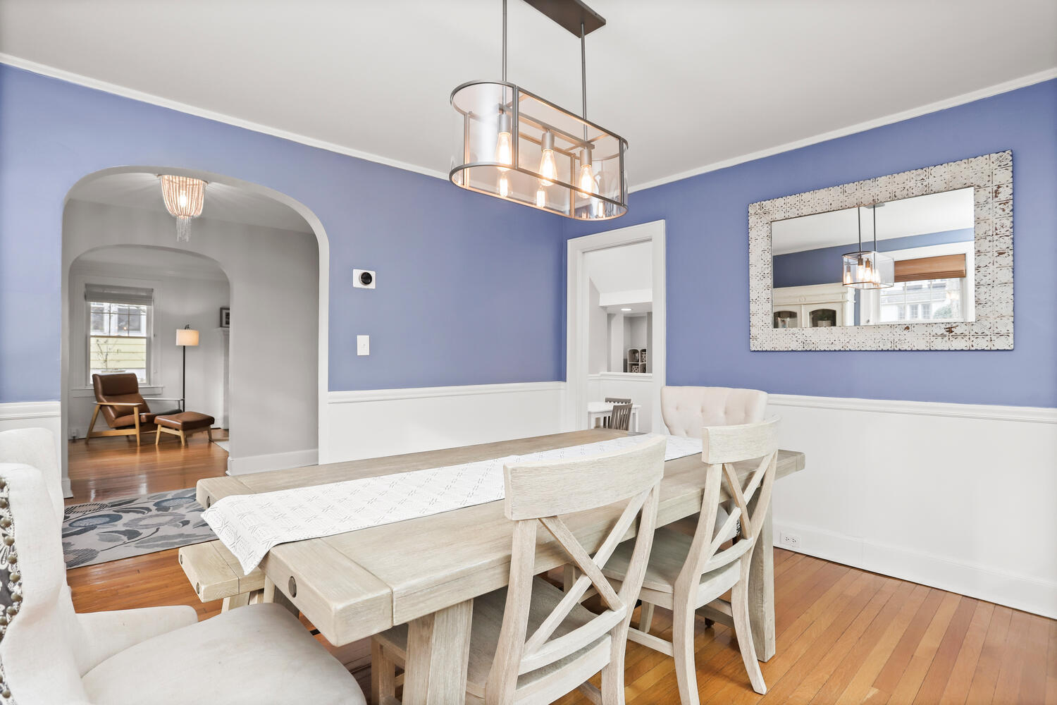 7 Abbey Road Darien, CT 06820 - Photo 6 of 37 diningroom2