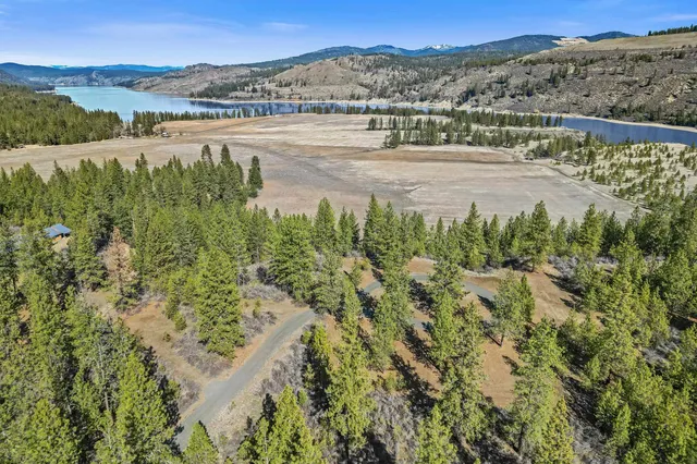 $489,900 | 38800 Sand Flats Drive East, Davenport, WA 99122