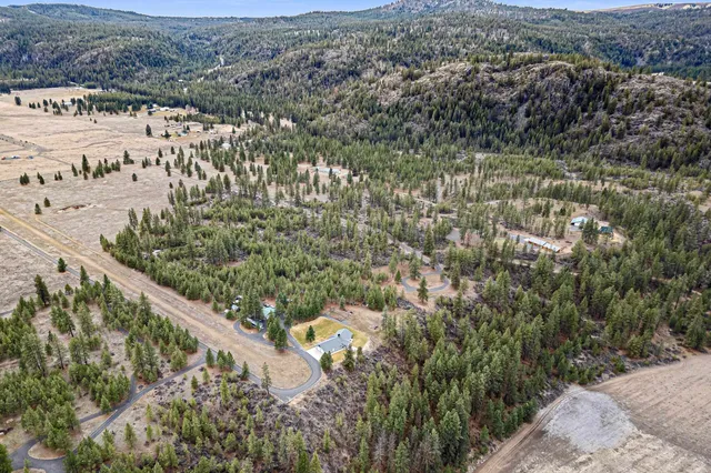 $489,900 | 38800 Sand Flats Drive East, Davenport, WA 99122