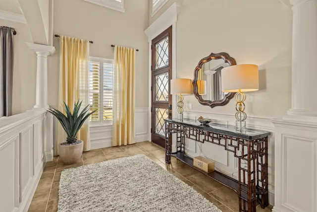 a view of entryway with a front door