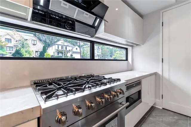 a close view of stove top oven