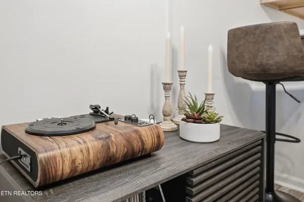 $390,000 | 616 Turkey Nest Road, Unit 209, Gatlinburg, TN 37738