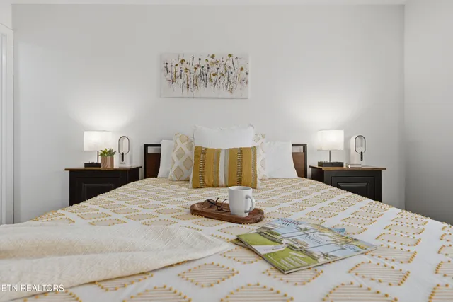 $390,000 | 616 Turkey Nest Road, Unit 209, Gatlinburg, TN 37738