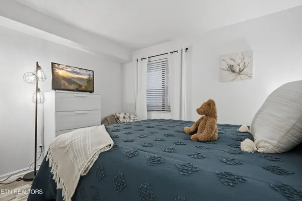 $390,000 | 616 Turkey Nest Road, Unit 209, Gatlinburg, TN 37738