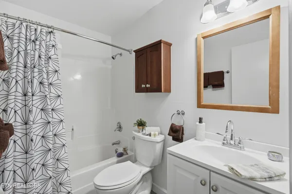 $390,000 | 616 Turkey Nest Road, Unit 209, Gatlinburg, TN 37738