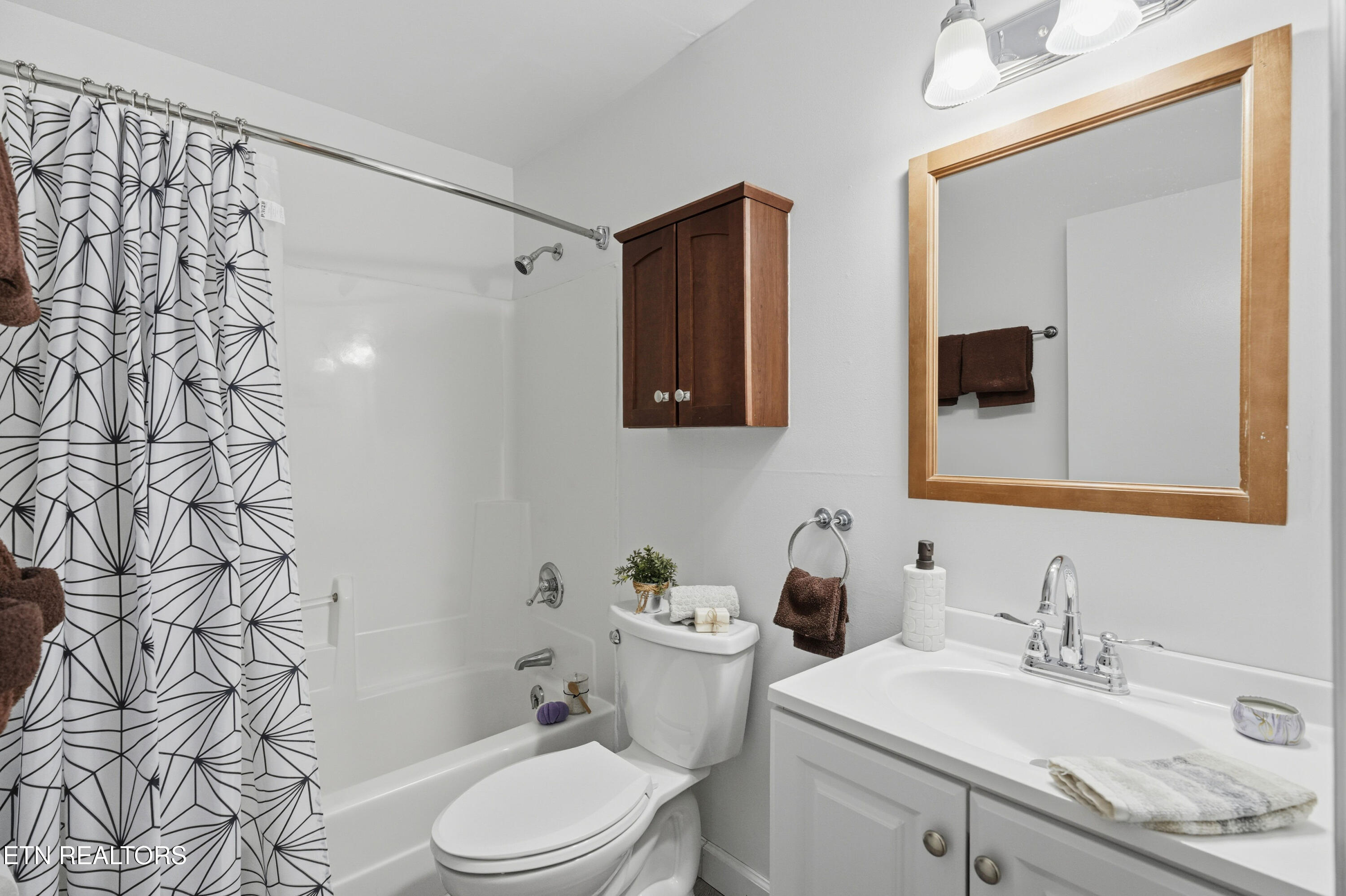 616 Turkey Nest Road, Unit 209 Gatlinburg, TN 37738 - Photo 27 of 38 616-turkey-nest-26