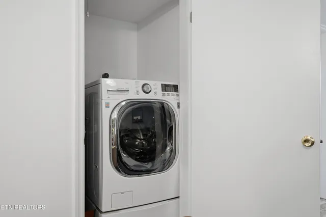 $390,000 | 616 Turkey Nest Road, Unit 209, Gatlinburg, TN 37738